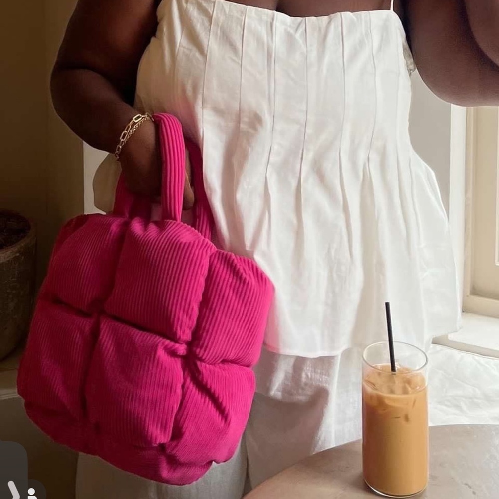 Vibrant Pink Women's Tote Bag